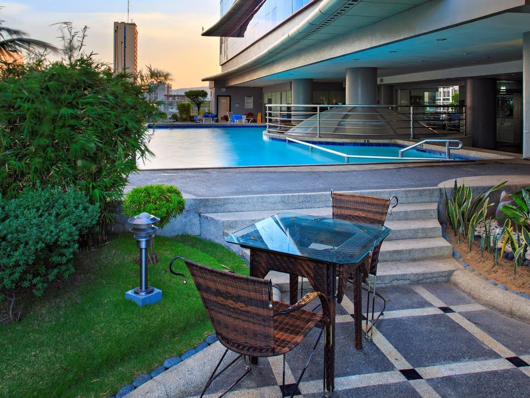 Cebu Parklane International Hotel фото 29
