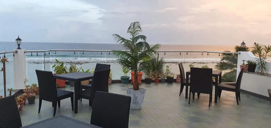 Huvan Beach Hotel фото 7