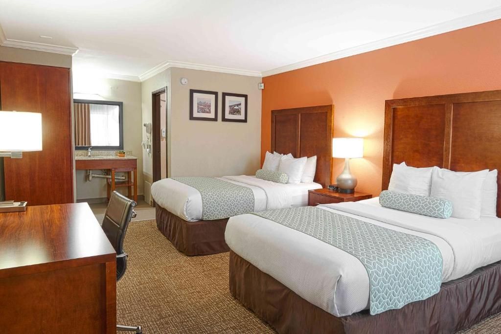 Comfort Inn Near Old Town Pasadena in Eagle Rock CA фото 76