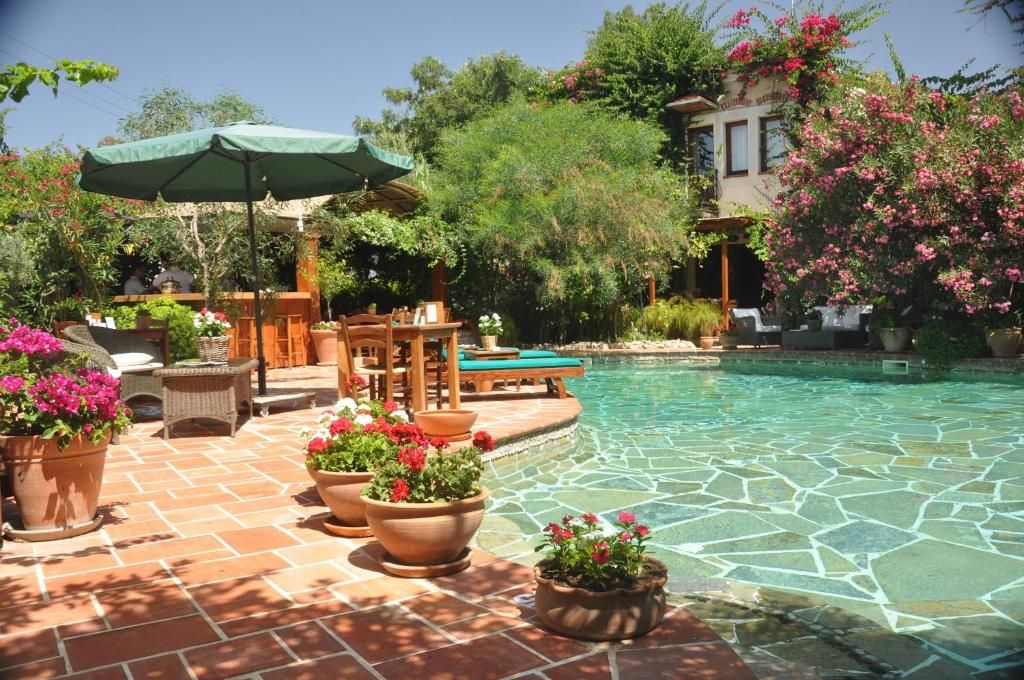 El Vino Hotel & Suites фото 6