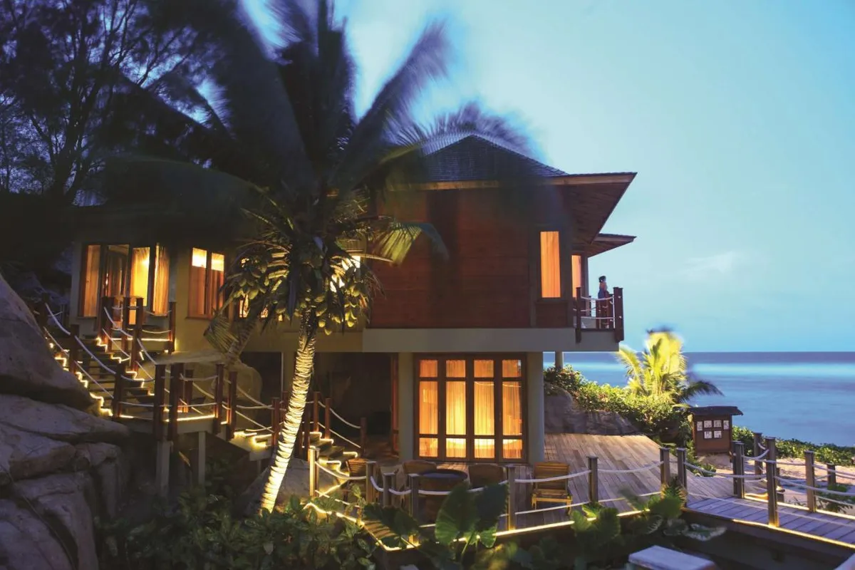 DoubleTree by Hilton Seychelles Allamanda Resort & Spa фото 2