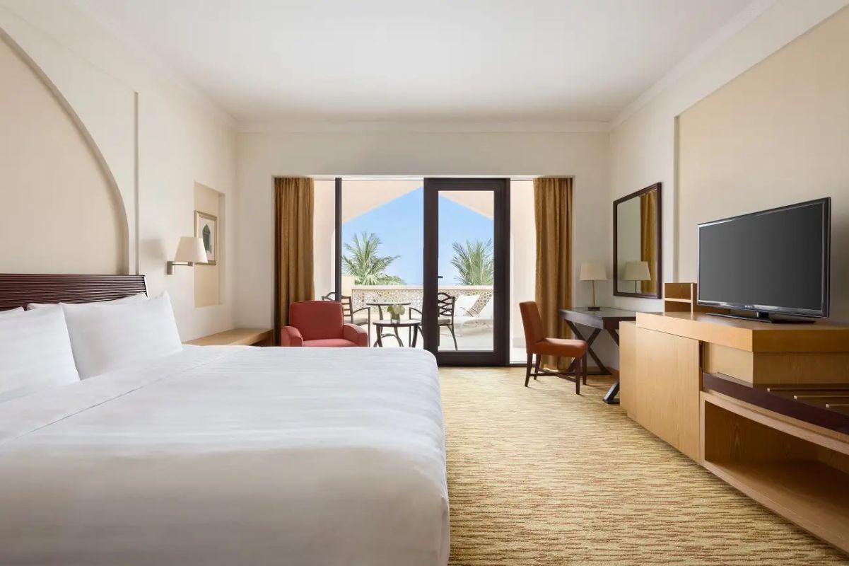 Hilton Muscat Al Bandar фото 1