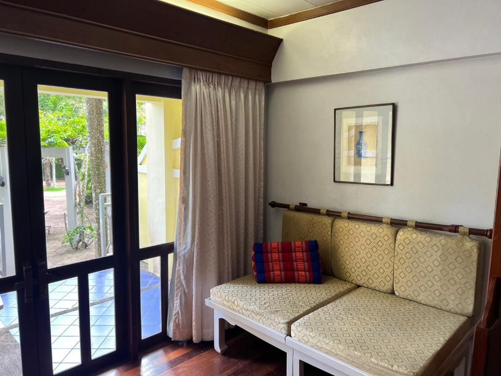 MW Krabi Beach Resort фото 38