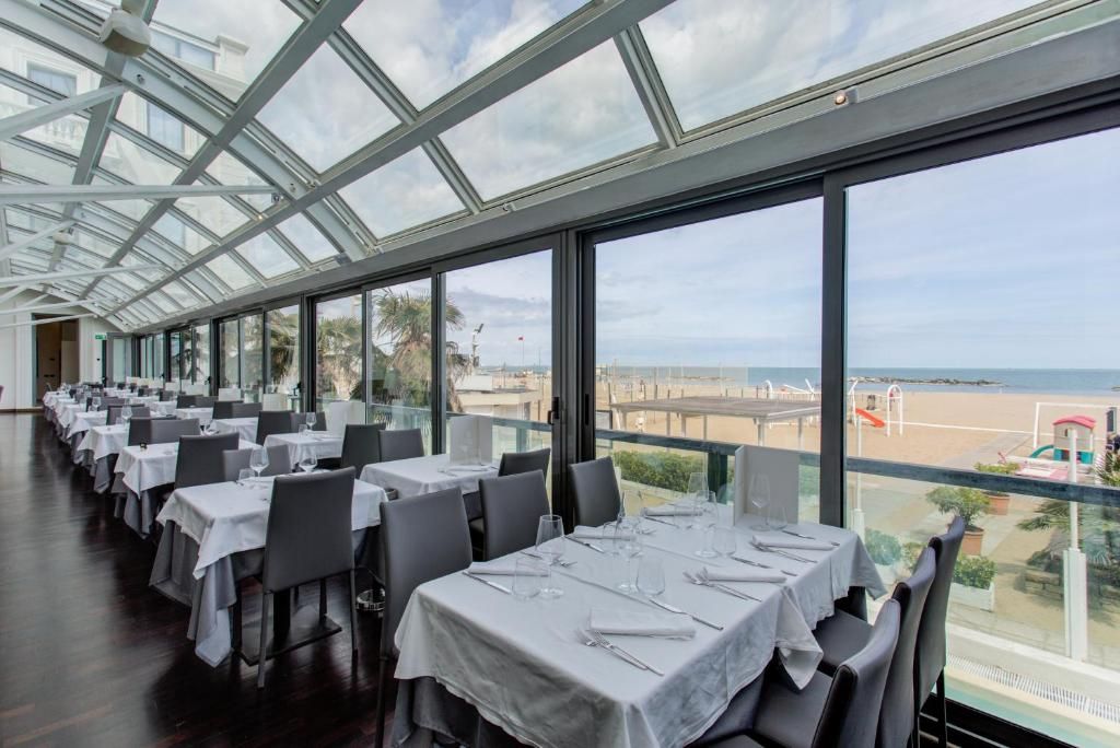 Kursaal Hotel фото 3