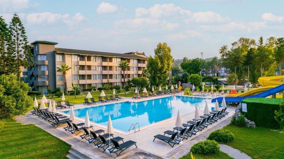 Senza Sunset Beach Hotel