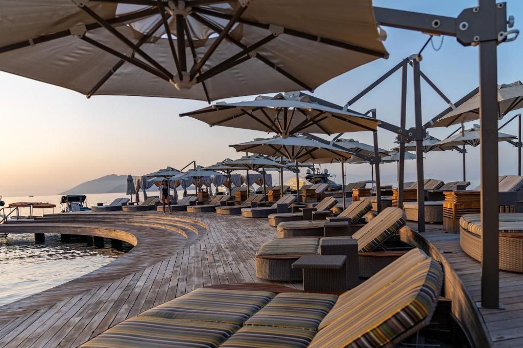Caresse a Luxury Collection Resort & Spa фото 90