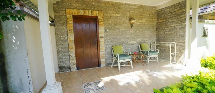 Фото отеля Alit Beach Resort and Villas