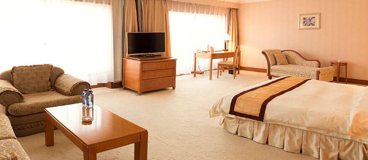 Фото отеля Zhongshan Hotel Dalian