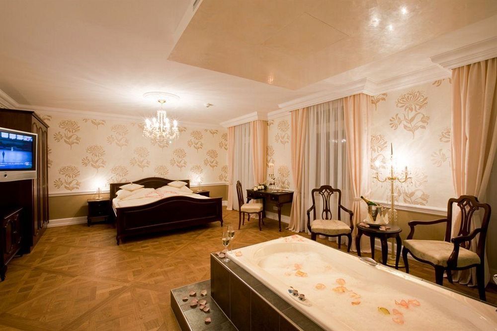 HELIOPARK Bad Hotel Zum Hirsch фото 38