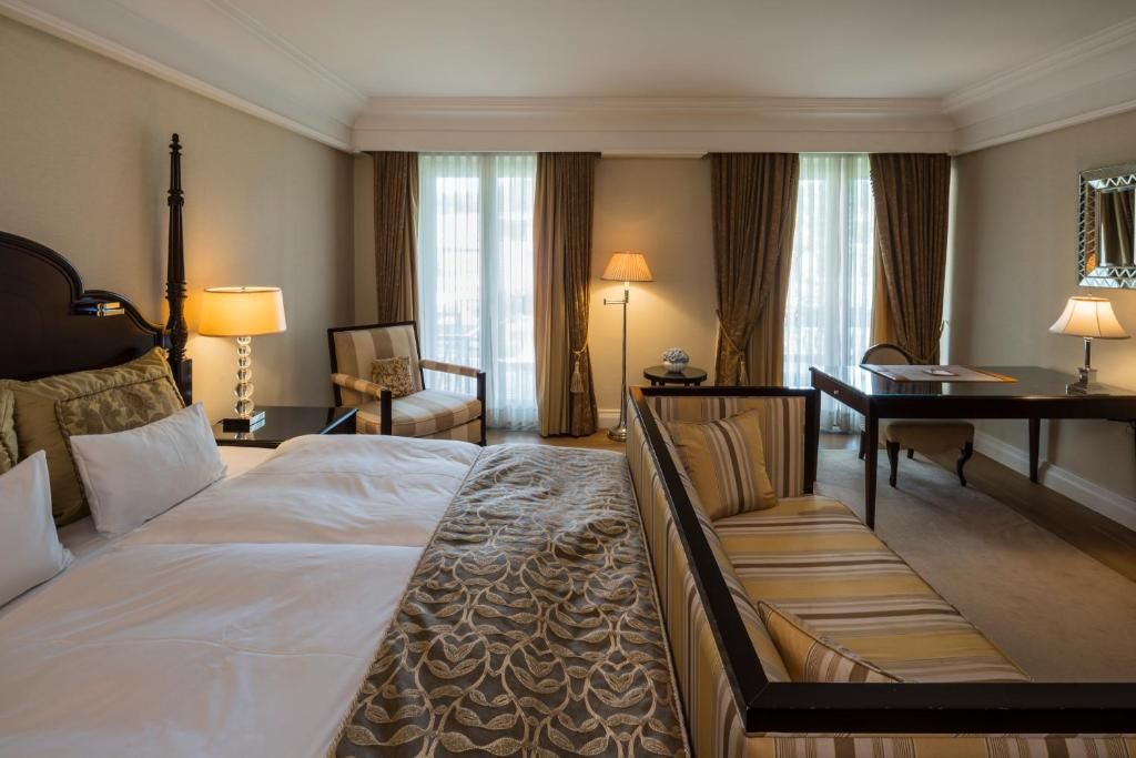 Falkensteiner Schlosshotel Velden – The Leading Hotels of the World фото 1