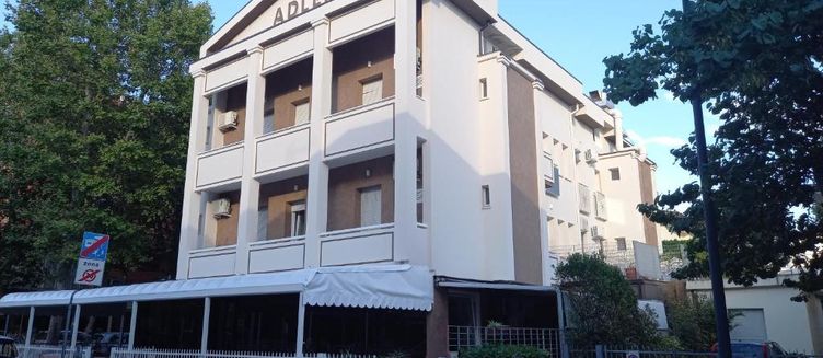 Фото отеля Adler Hotel