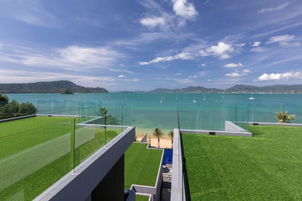 X10 Seaview Suites фото 46