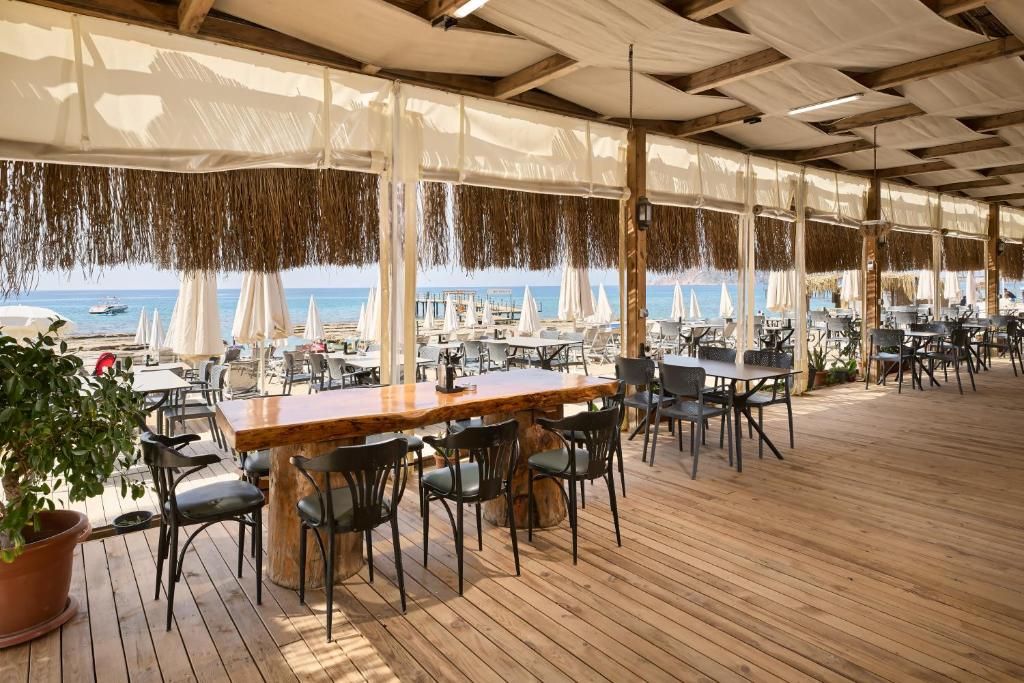 Kaila Beach Hotel фото 45