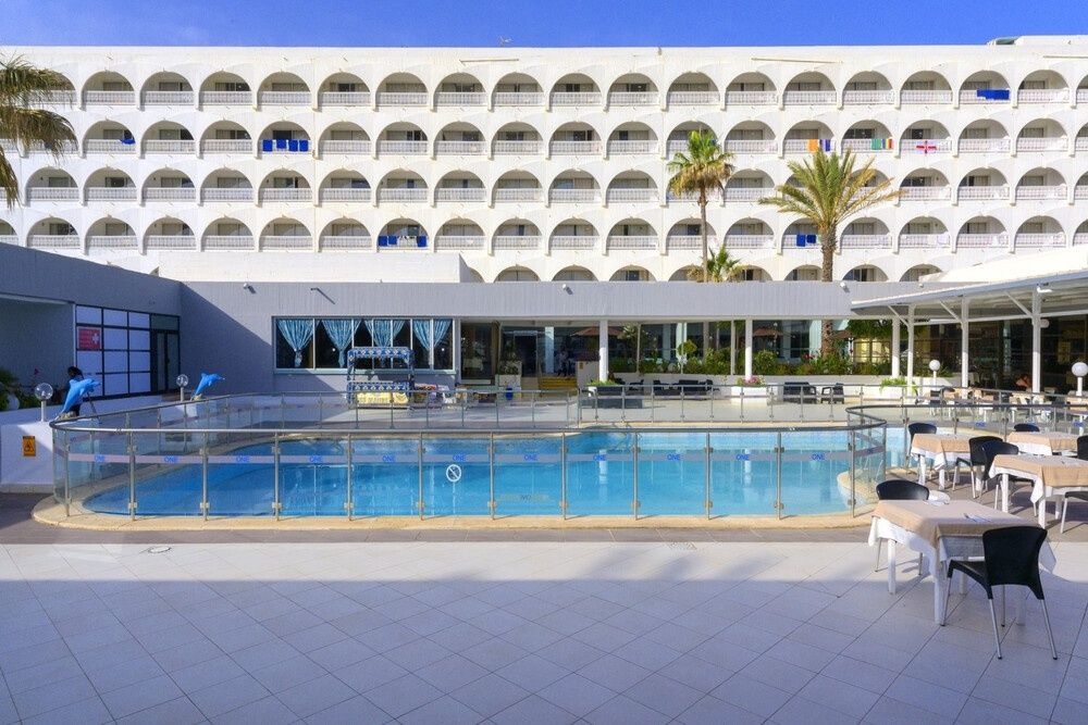 One Resort Jockey фото 1