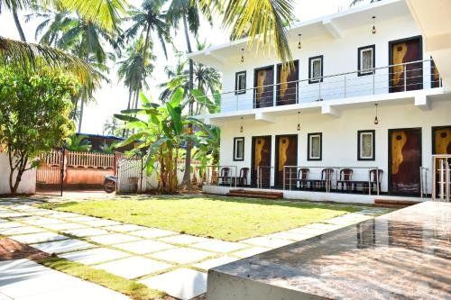 Morjim Pearl Beach Resort фото 1