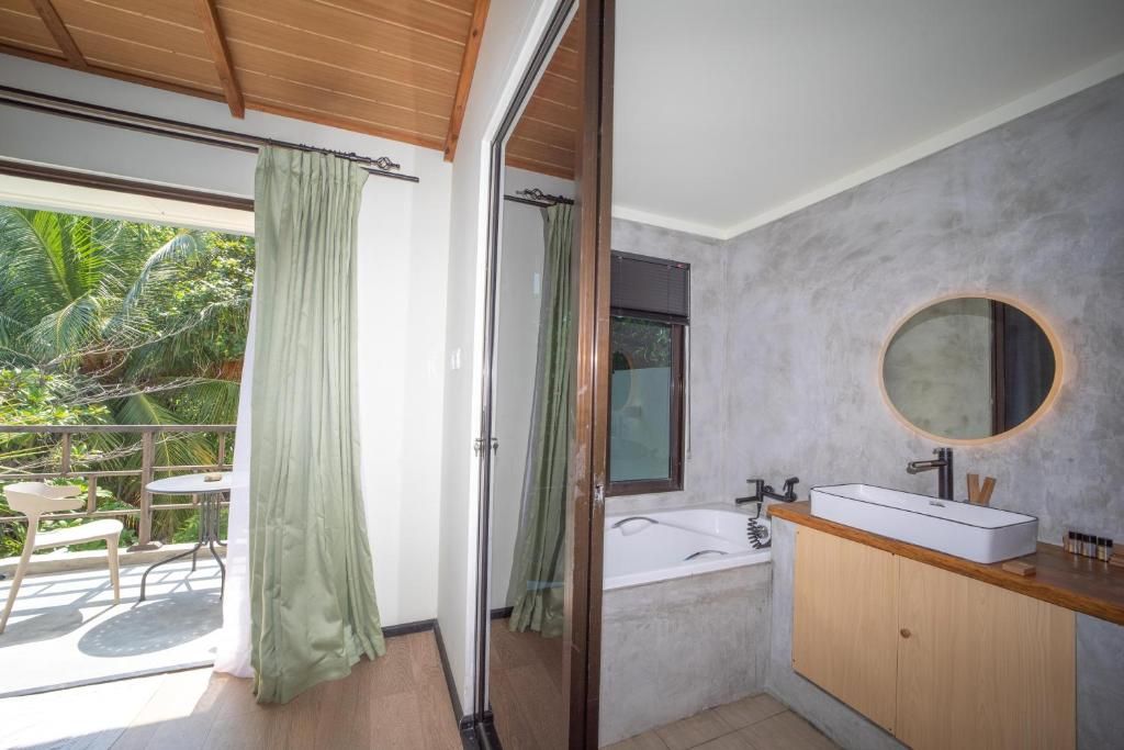 Tranquila Beach Boutique Hotel фото 37
