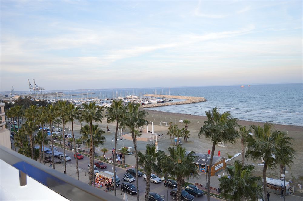 Les Palmiers Beach Hotel фото 15