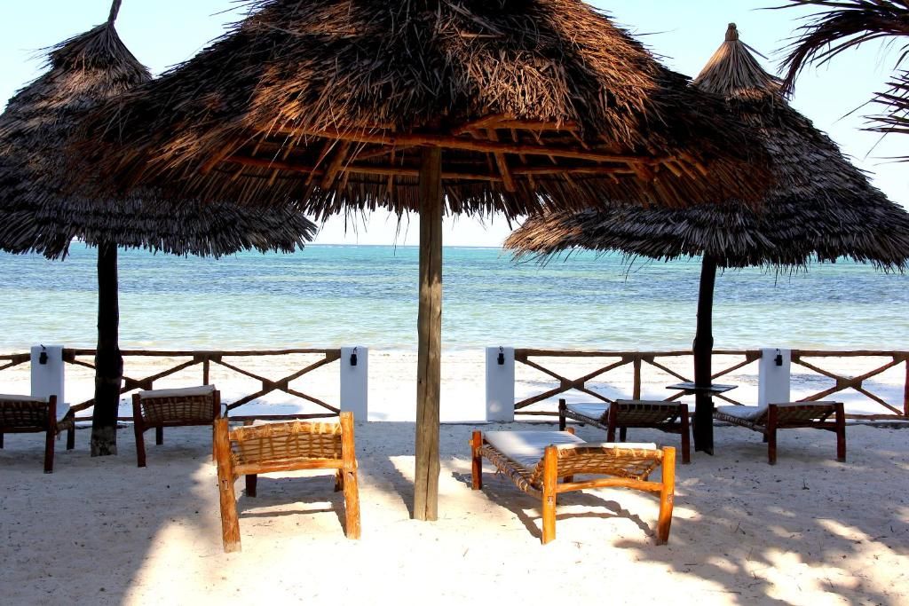 Makuti Beach Bungalows фото 27