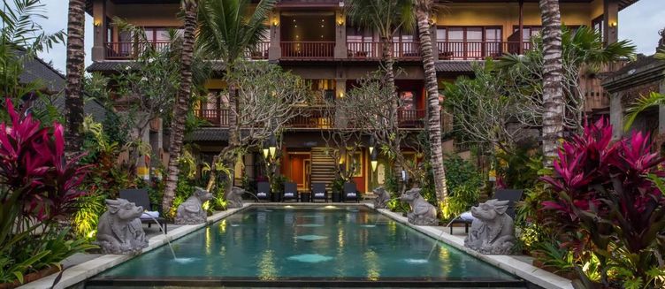 Фото отеля Dwaraka The Royal Villas
