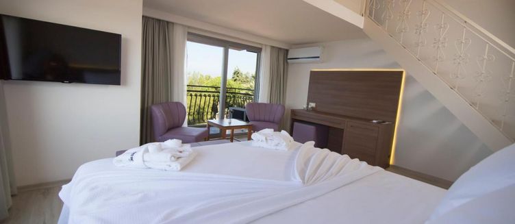 Фото отеля Neopol Deluxe Hotel