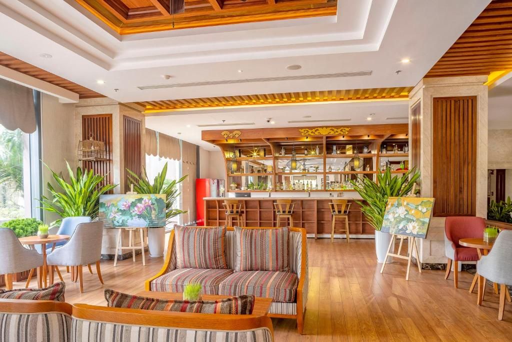 DLG Hotel Danang фото 34