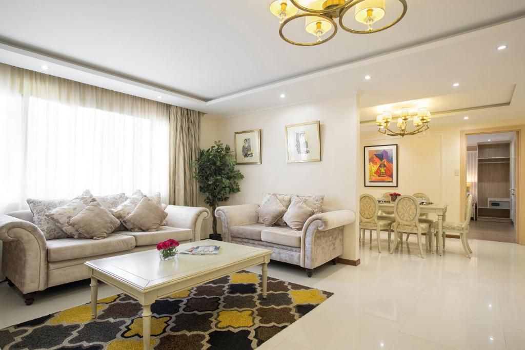 Golden Prince Hotel & Suites фото 0