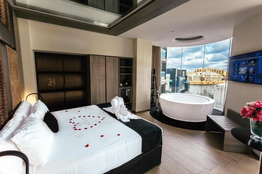 Hugo's Boutique Hotel - Adults Only фото 22
