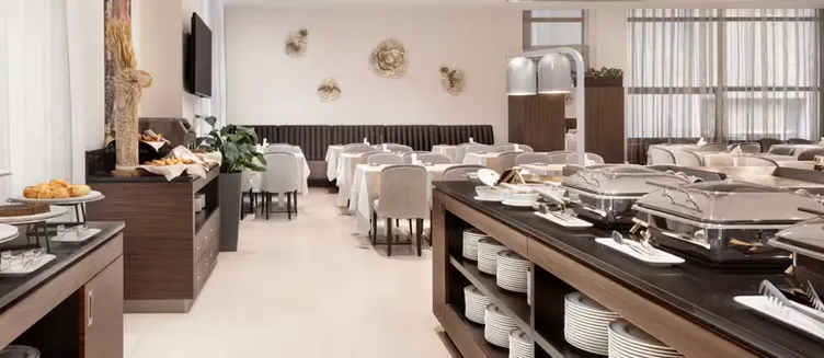 Фото отеля Ramada Hotel & Suites by Wyndham Yerevan