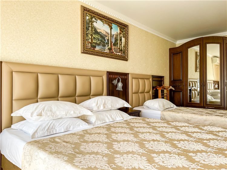 Anzhelina Family Hotel фото 64