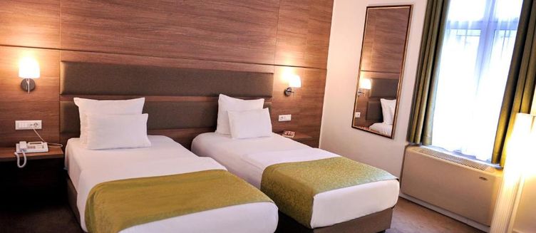 Фото отеля Hotel Opera Garni