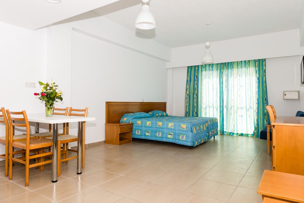 Helios Bay Hotel Apts фото 27
