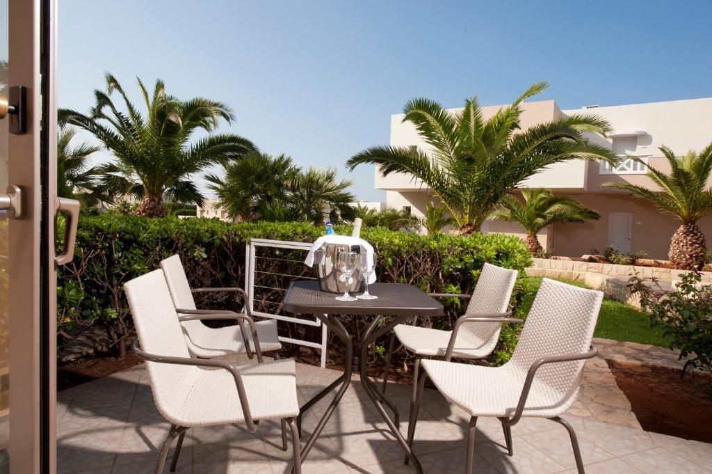 Grand Hotel Holiday Resort фото 48
