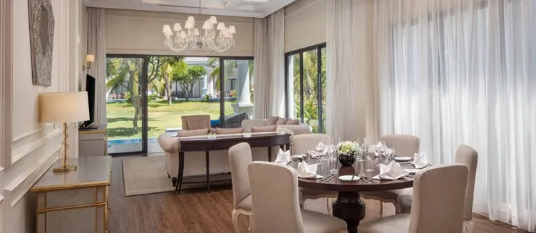 Фото отеля Melia Vinpearl Cam Ranh Beach Resort
