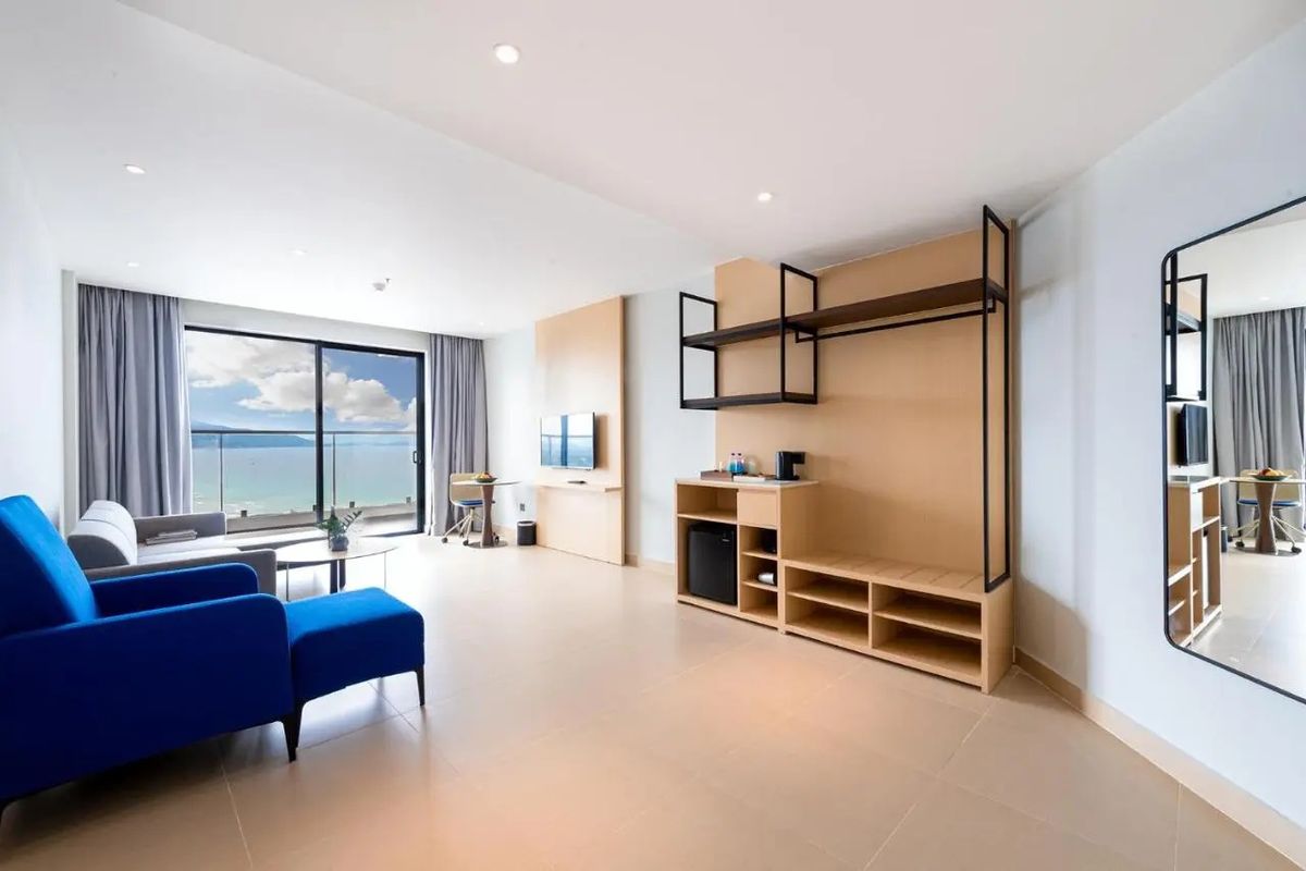Курортный отель The Empyrean Cam Ranh Beach Resort фото 13