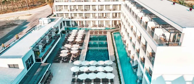 Фото отеля Victoria Princess Hotel & Apartments