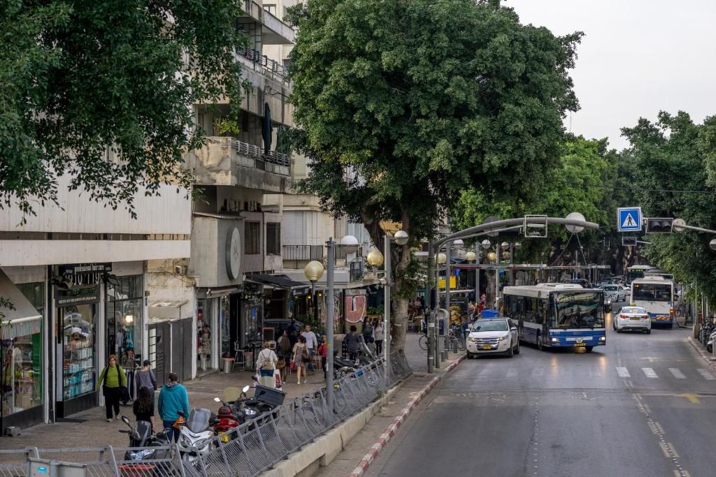 The White House Hotel At Dizengoff Square фото 22
