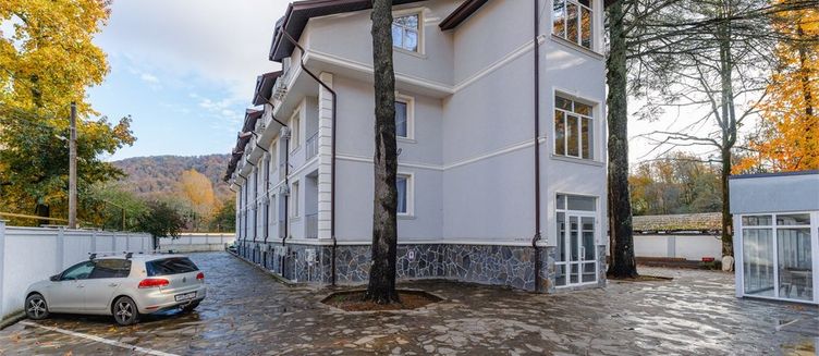 Фото отеля Butler на Чекменева