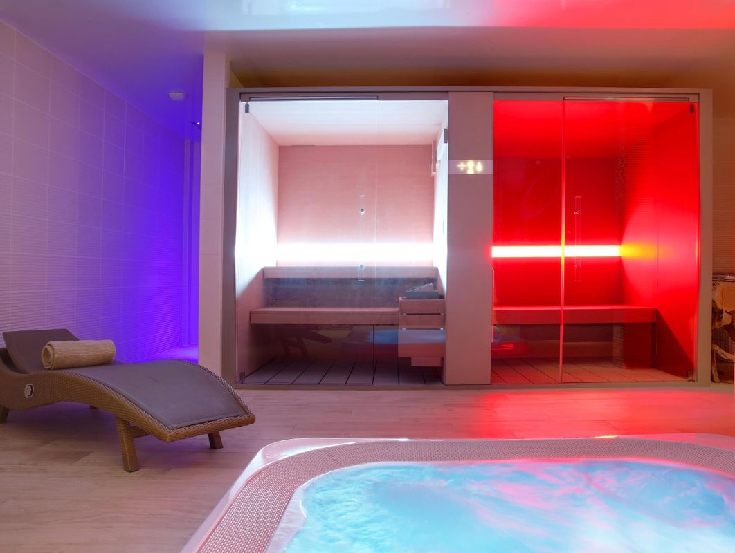 Best Western Plus Le Patio des Artistes Wellness Jacuzzi фото 22