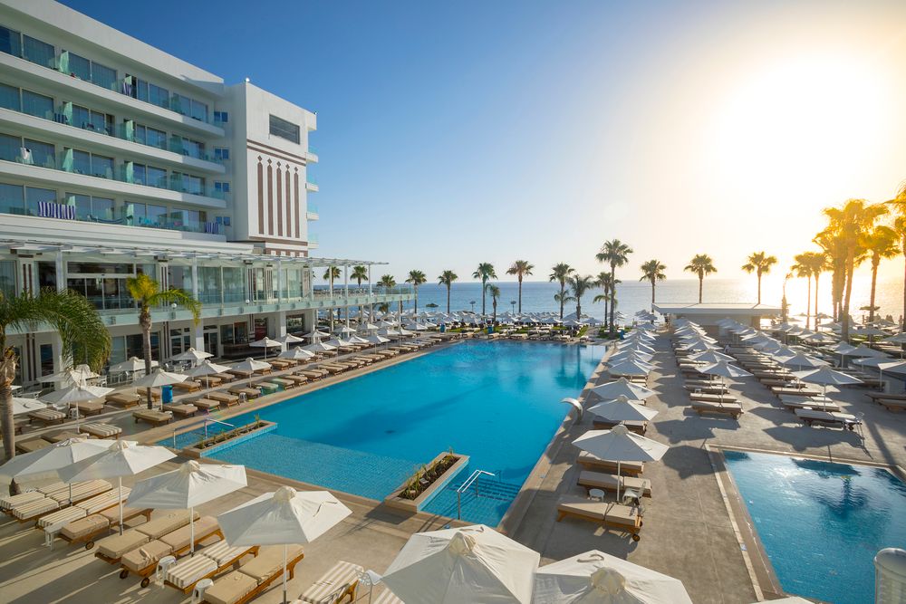 Constantinos The Great Beach Hotel фото 79