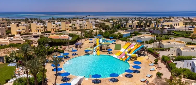 Фото отеля Amwaj Oyoun Resort