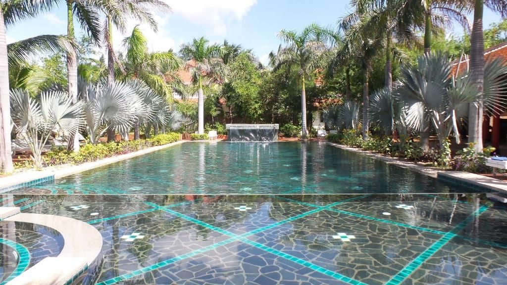 Full Moon Village фото 14