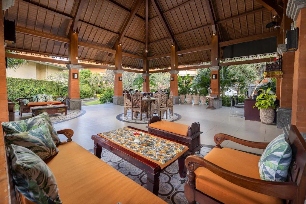 Adi Dharma Hotel Kuta фото 15
