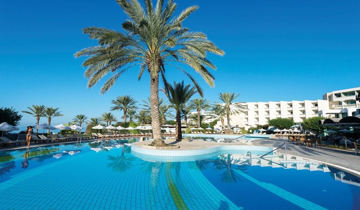Constantinou Bros Athena Beach Hotel фото 48
