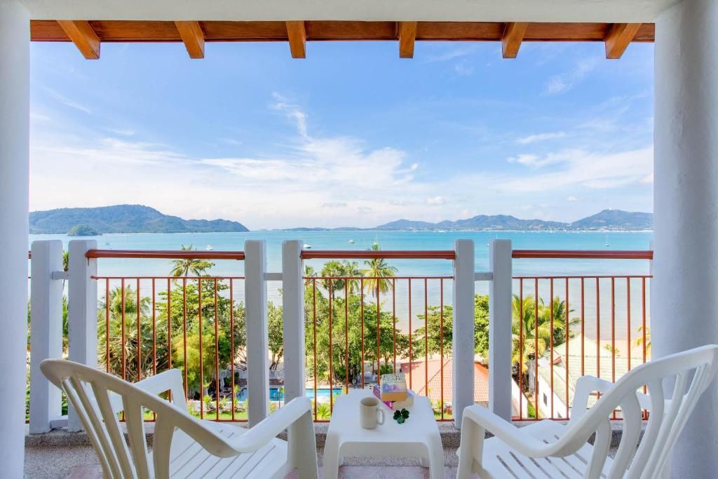 By The Sea Phuket Beach Resort фото 31