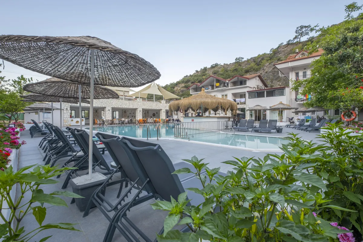 Akdeniz Beach Hotel фото 14