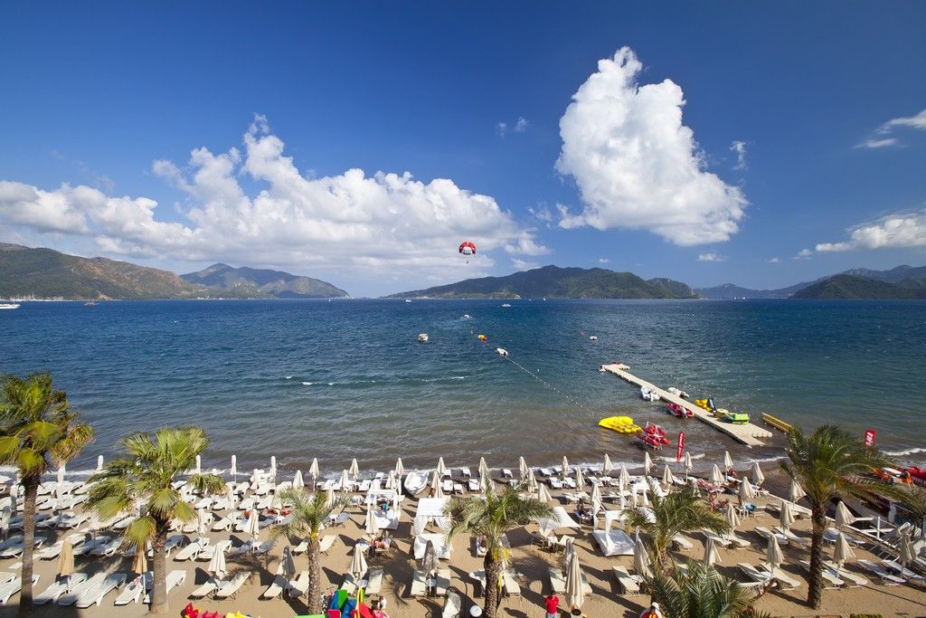 Aurasia Beach Hotel фото 28