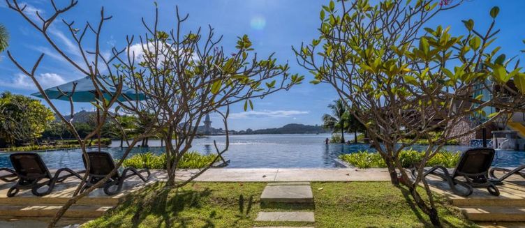 Фото отеля Dayang Bay Resort Langkawi