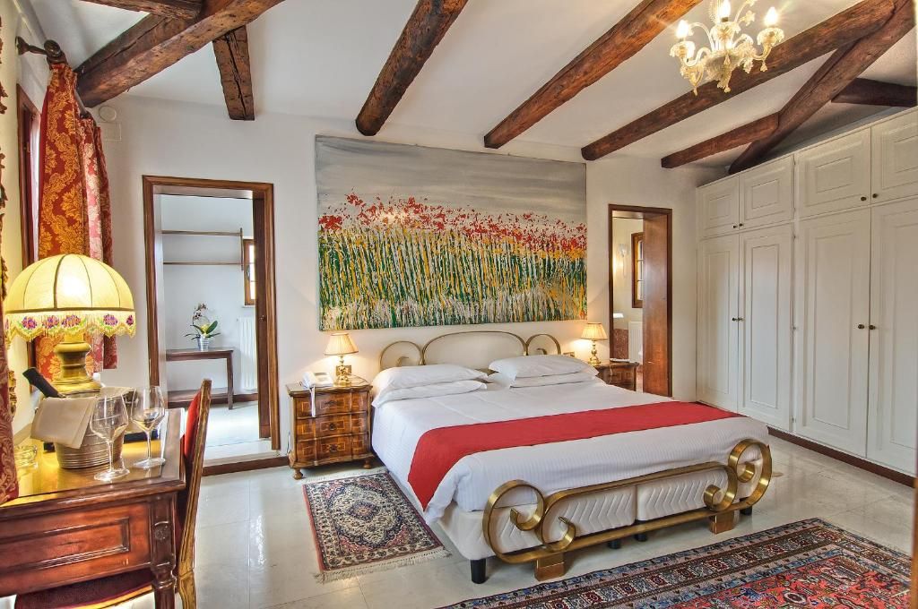 Hotel La Fenice et Des Artistes фото 22
