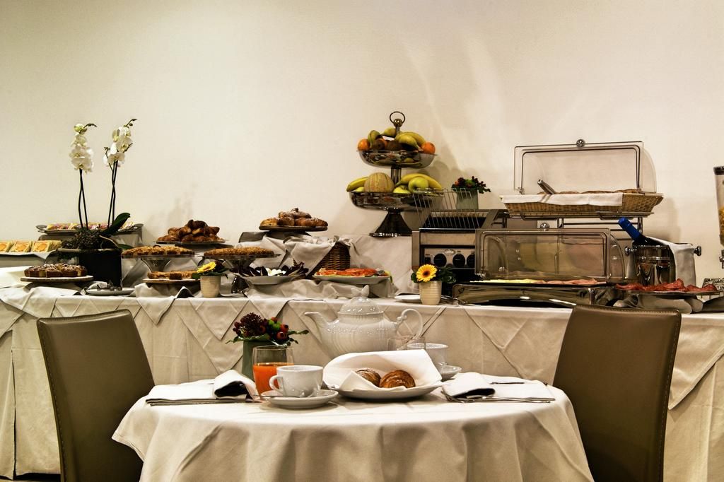 IH Hotels Milano Puccini фото 31