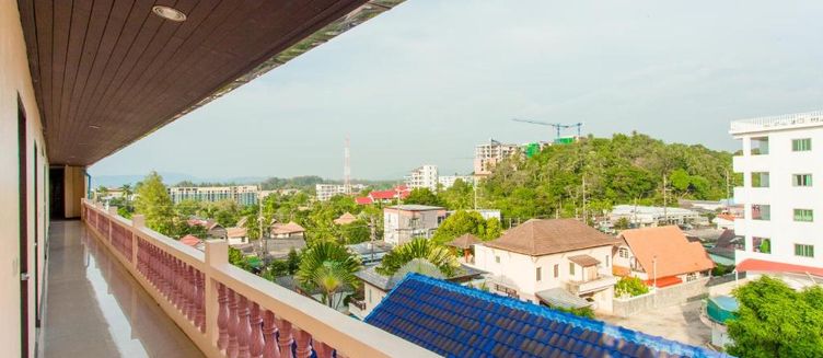 Фото отеля Surin Sunset